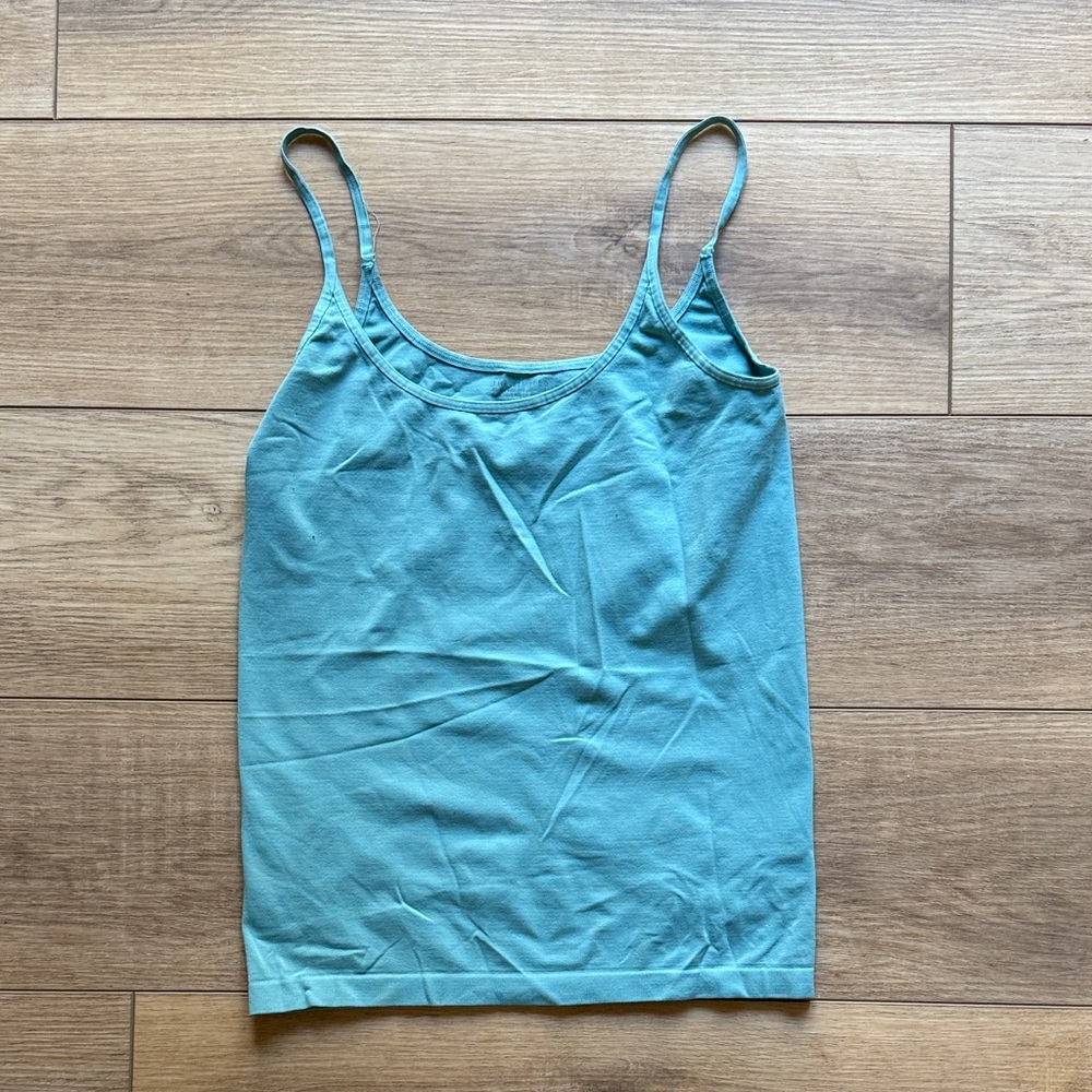 Colorful Camisole Tank Tops Set- size Large - Picture 11 of 12